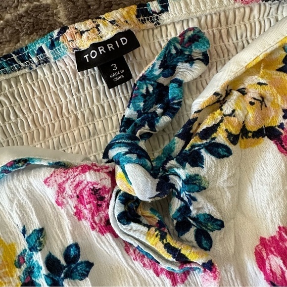 Torrid Mini Gauze Puff Sleeve Skater Dress White Floral - Picture 11 of 11